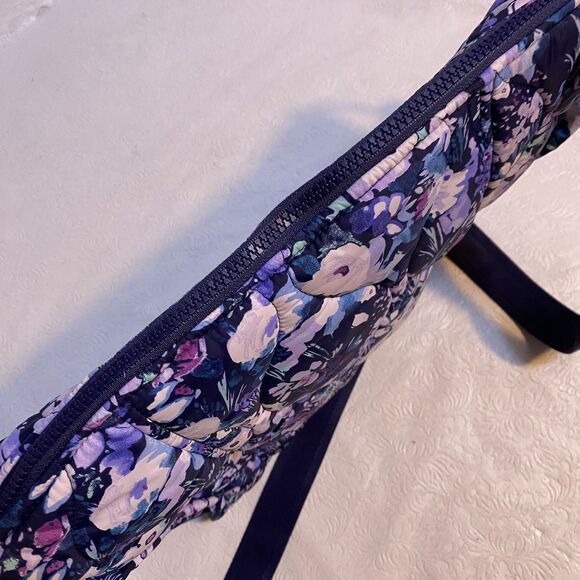 Vera Bradley Featherweight Crossbody Bag Artist's Garden - Picture 7 of 10